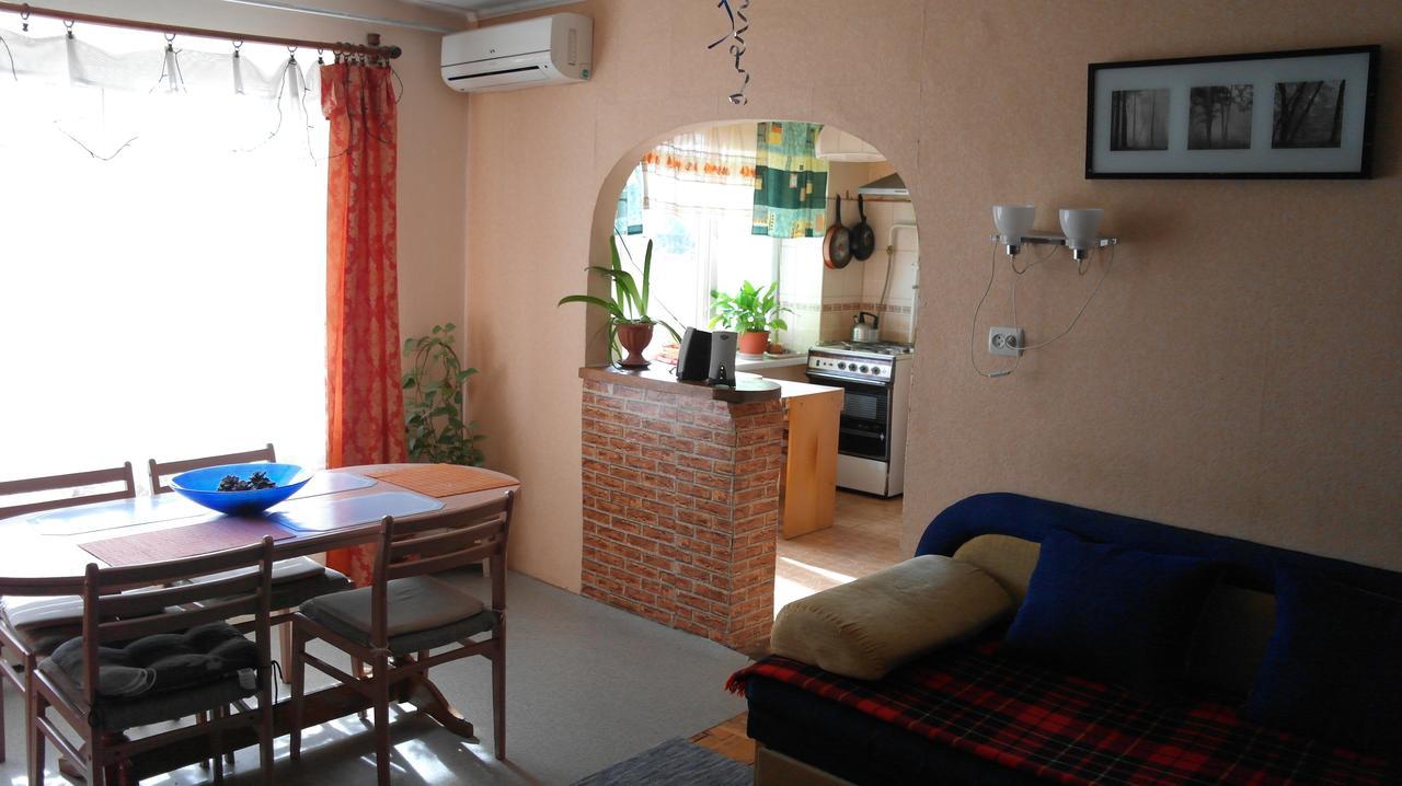 Apartment On Korjatovich 6A Berehove  Exteriör bild